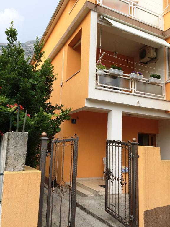 Apartment House Aria Baska Voda Exterior photo